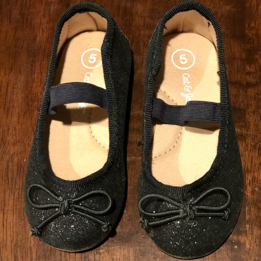 Black glittery Cat & Jack kids dress shoes size 5